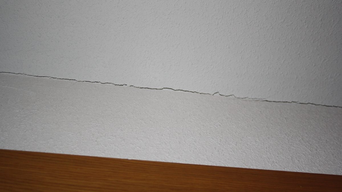 reparación de grietas en pared